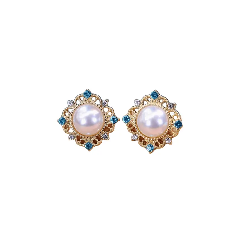 Vintage Royal Freshwater Pearl Stud Earrings